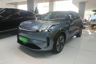 领克08 EM-P 2025款 220km 四驱性能Halo