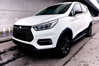比亚迪 元新能源 2019款 EV360 智联悦尚型