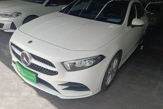 奔驰A级 2022款 A 200 L 运动轿车动感型