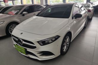 奔驰A级 2021款 A 200 L 运动轿车时尚型