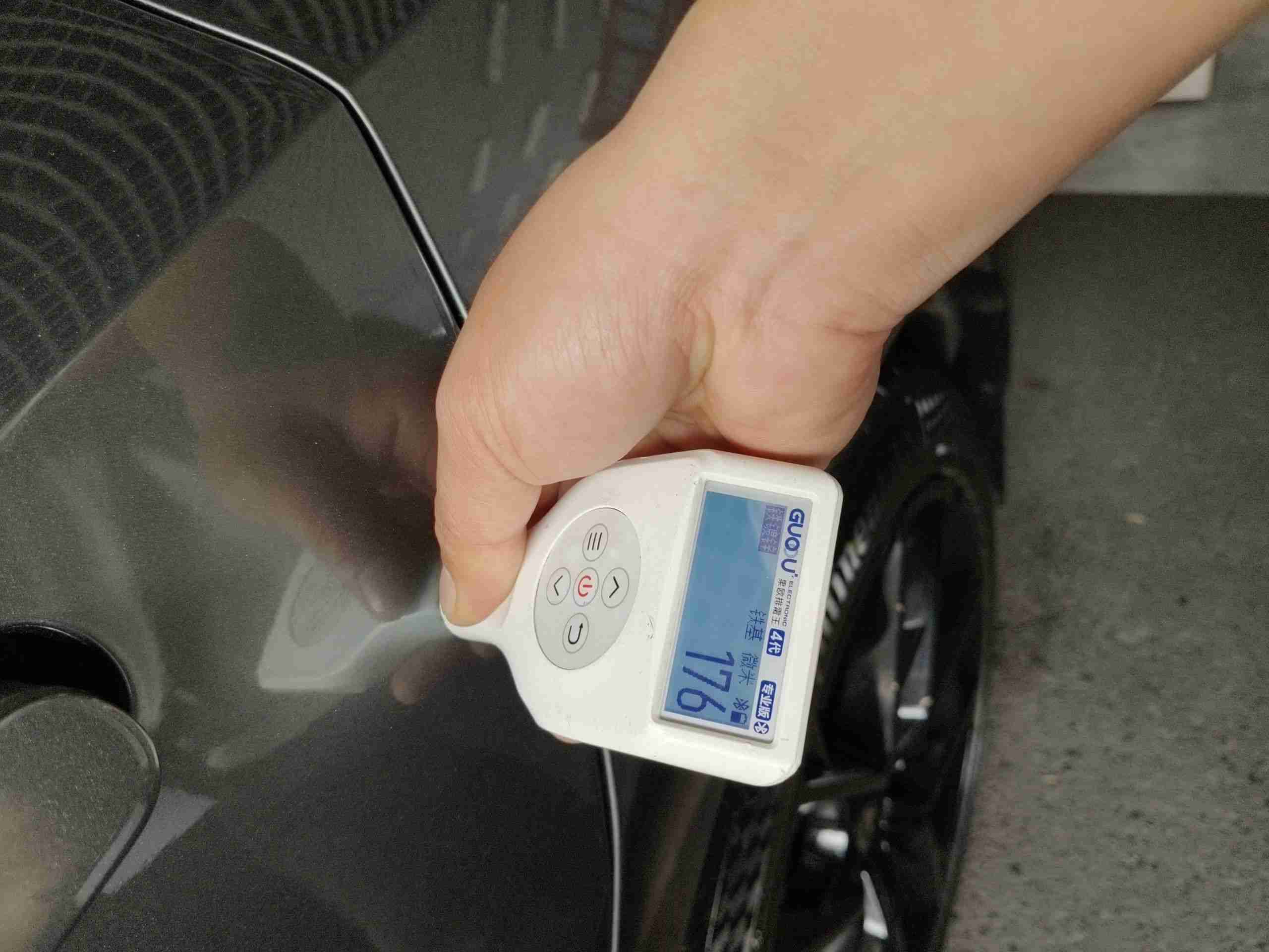 左侧后门漆面修复实拍