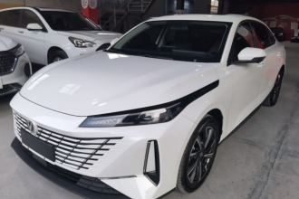 长安 逸动 2025款 蓝鲸 1.5T 500Bar尊贵型