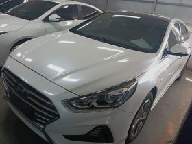 现代 索纳塔插电混动 2018款 2.0 PHS智联版 国VI