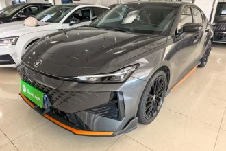 长安UNI-V 2024款 1.5T 尊贵运动型