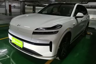 乐道L90 2025款 Ultra 六座版