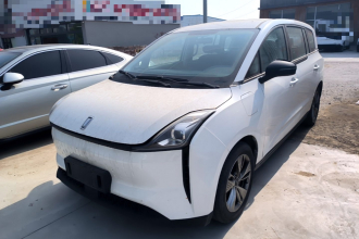 奔腾NAT 2023款 PRO 舒享出行加长换电版 401km