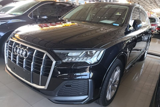 奥迪Q7 2021款 45 TFSI quattro S line运动型