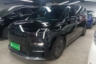 极氪009 2024款 六座行政版四驱 108kWh