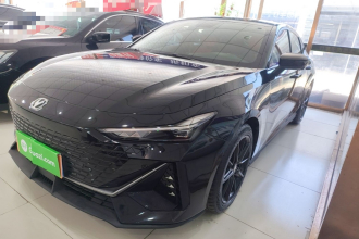 长安UNI-V 2022款 1.5T 尊贵型