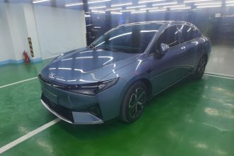 小鹏P5 2021款 550E