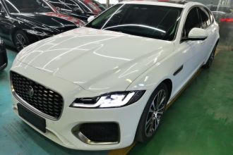 捷豹XFL 2021款 XFL 2.0T P250 两驱尊享豪华版
