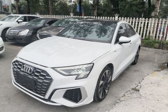 奥迪A3 2022款 A3L Limousine 35 TFSI 时尚运动型