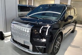 极氪009 2024款 六座行政版四驱 108kWh