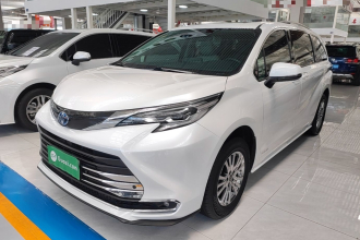 丰田 赛那SIENNA 2023款 2.5L混动 舒适版