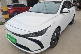 吉利几何G6 2024款 500KM 尊贵型