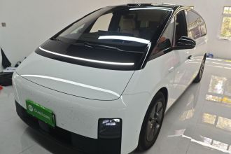 理想汽车 理想MEGA 2025款 Home 家庭特别版