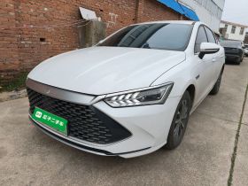 比亚迪 秦PLUS 2024款 荣耀版 DM-i 55KM领先型