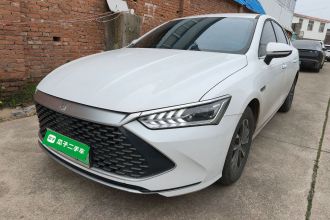 比亚迪 秦PLUS 2024款 荣耀版 DM-i 55KM领先型