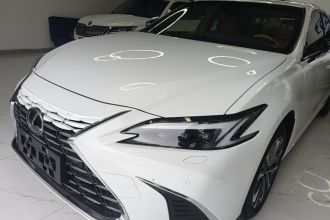 雷克萨斯ES 2025款 200 臻享版