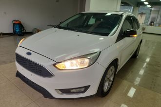 福特 福克斯 2017款 两厢 EcoBoost 125 自动超能风尚型智行版