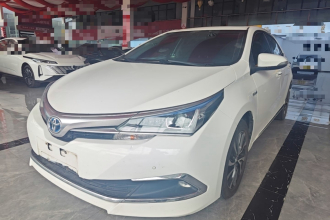 丰田 卡罗拉 2017款 改款双擎 1.8L E-CVT精英版