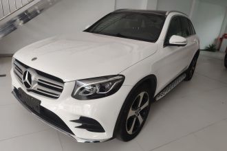 奔驰GLC 2018款 改款 GLC 260 4MATIC 豪华型