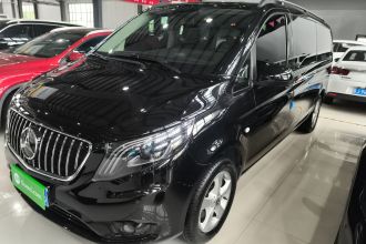 奔驰 威霆 2020款 2.0T 精英版 7座