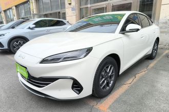 比亚迪 海豹06新能源 2026款 DM-i 超享版 128KM豪华版