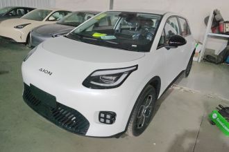 埃安 AION UT 2025款 330星辉版