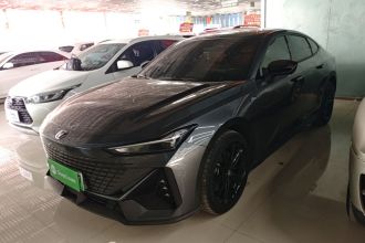 长安UNI-V 智电iDD 2023款  智电iDD 1.5T 113km智趣型