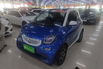 smart fortwo 2019款 0.9T 66千瓦硬顶风擎版 国VI