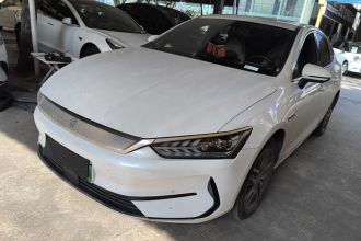 比亚迪 秦PLUS 2024款 荣耀版 EV 420KM超越型