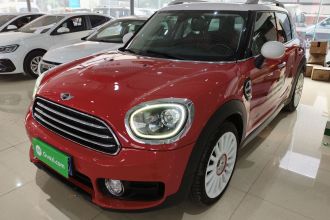 MINI Countryman 2017款 1.5T COOPER ALL4 非常假日版 辣椒红
