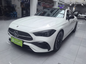奔驰CLE 2025款 CLE 300 4MATIC 豪华型轿跑车