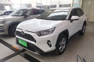 丰田 RAV4荣放 2021款 2.0L CVT四驱风尚版