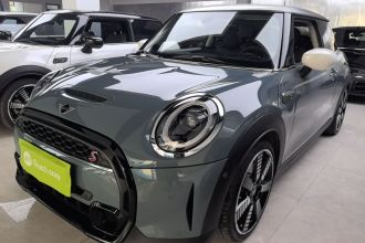 MINI 2023款 2.0T COOPER S 弧光特别版