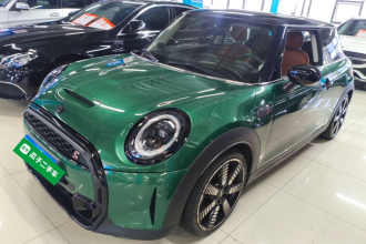 MINI 2023款 2.0T COOPER S 艺术家
