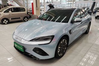 比亚迪 海豹 2022款 550km 标准续航后驱版尊贵型