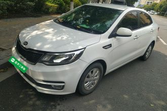 起亚K2 2015款 三厢 1.4L MT GLS