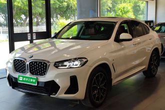 宝马X4 2022款 xDrive 25i M运动套装