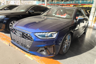 奥迪S4 2024款 S4 3.0TFSI