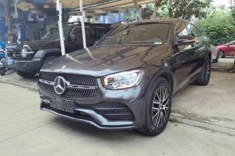 奔驰GLC轿跑 2023款 GLC 260 4MATIC 轿跑SUV