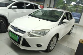 福特 福克斯 2012款 三厢 1.6L 自动舒适型