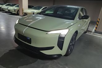 红旗EH7 2025款 690 智选版