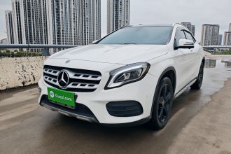 奔驰GLA 2019款 GLA 200 时尚型