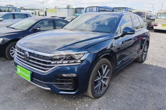 大众 途锐 2021款 3.0TSI 锐享版 经典运动套装
