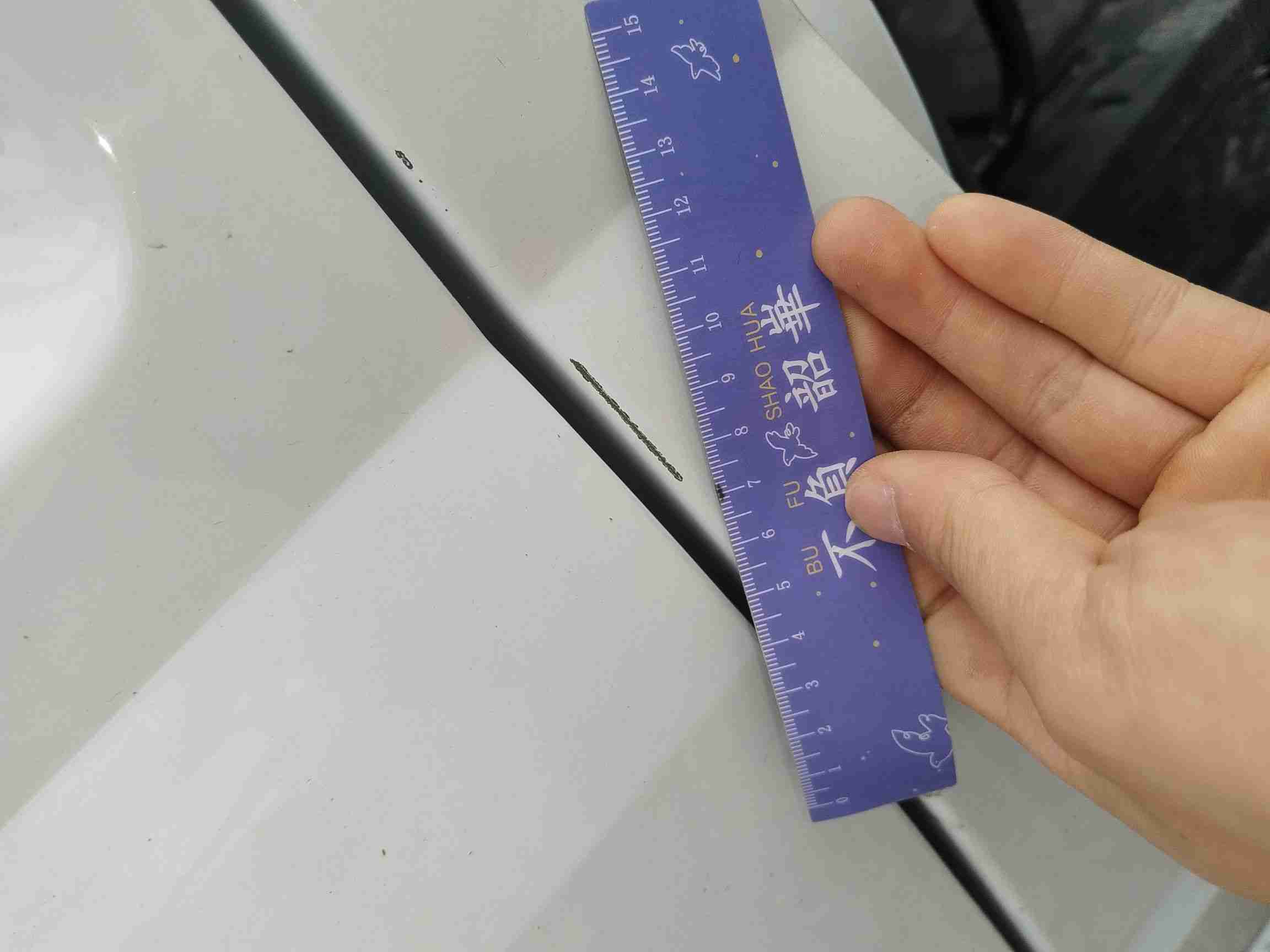 车辆副驾驶侧外观展示