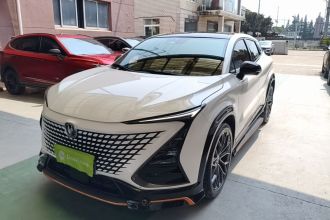 长安UNI-T 2022款 1.5T 尊贵型