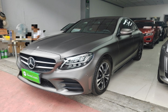 奔驰C级 2019款 C 260 运动版