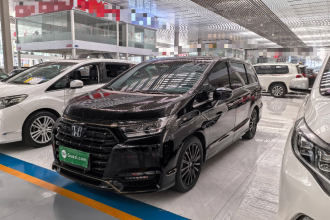 本田 艾力绅 2024款 2.0L e:HEV 豪华版